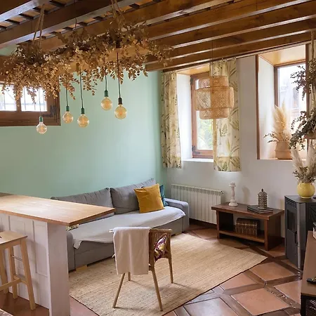 El Aserradero Appartement *