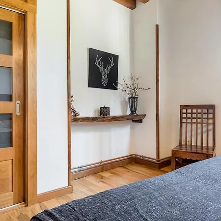 El Aserradero Apartment *